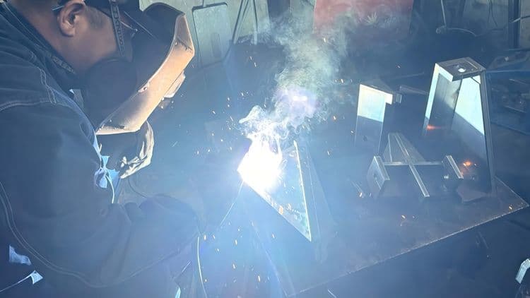 How Welding Services Works?